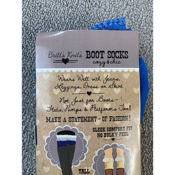 NWT Britt's Knits Boot Socks Cottagecore Prairie Western Blue Wooden Buttons - Picture 4 of 4